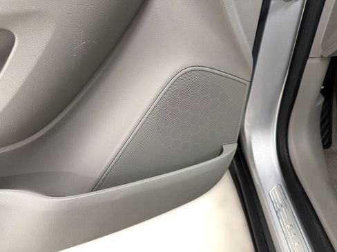 Used 2015 Buick Encore Leather FWD image 28