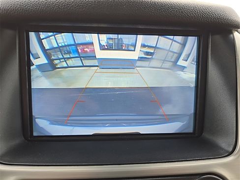 Used 2018 GMC Yukon XL SLT w/ Open Road Package image 27