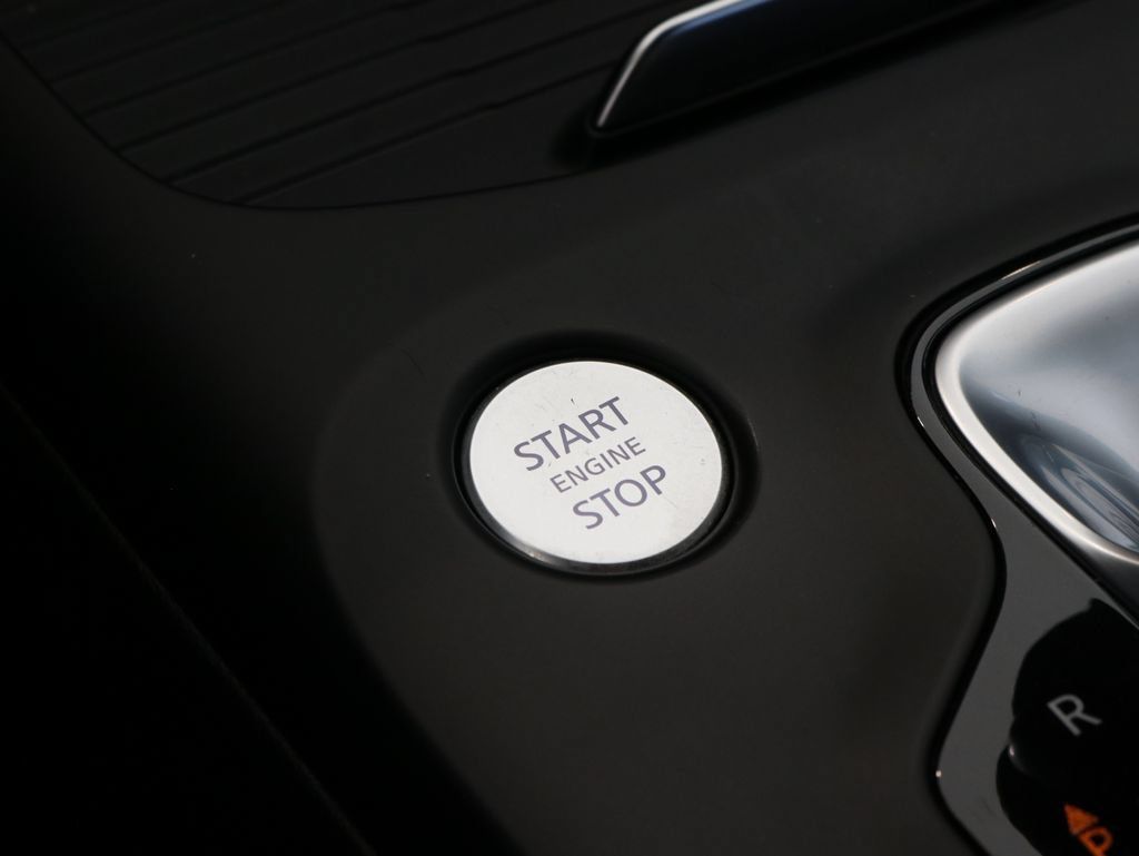 Certified 2023 INFINITI QX55 Essential AWD/4WD image 23