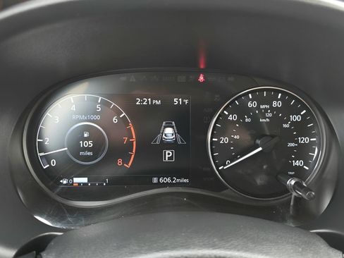 Used 2023 Nissan Kicks SR w/ SR Premium Package image 18