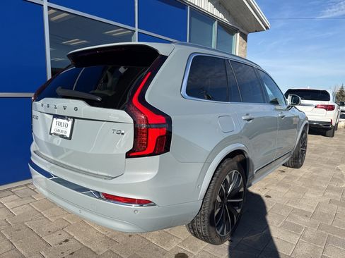 Used 2025 Volvo XC90 T8 Ultra w/ Protection Package Premier image 6