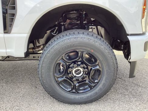 New 2026 Ford F350 XL w/ STX Appearance Package AWD/4WD image 11