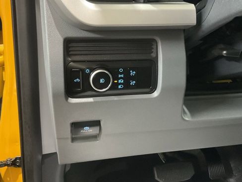 Used 2025 Ford F250 XL w/ 360-Degree Camera Package image 8