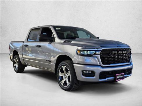 New 2026 RAM 1500 Express image 7