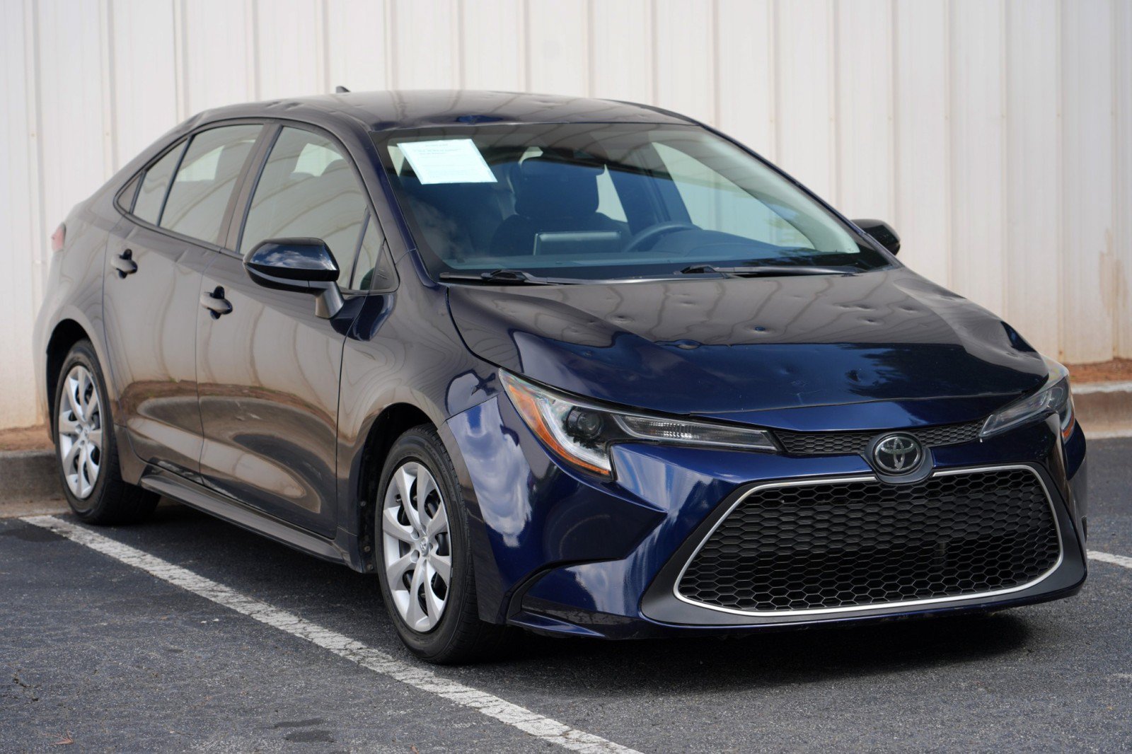 Used 2021 Toyota Corolla LE FWD image 46