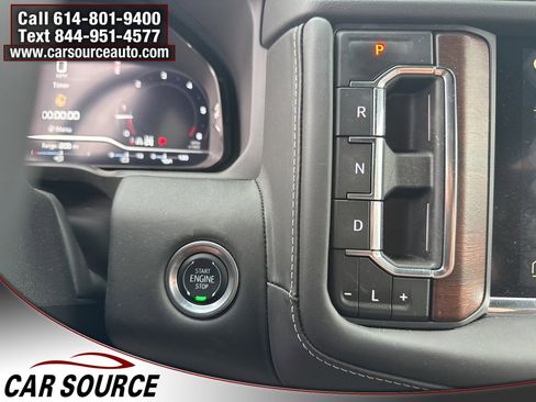 Used 2024 GMC Yukon Denali Ultimate image 20