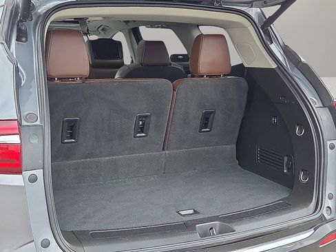 Used 2019 Buick Enclave Avenir w/ Avenir Technology Package image 9