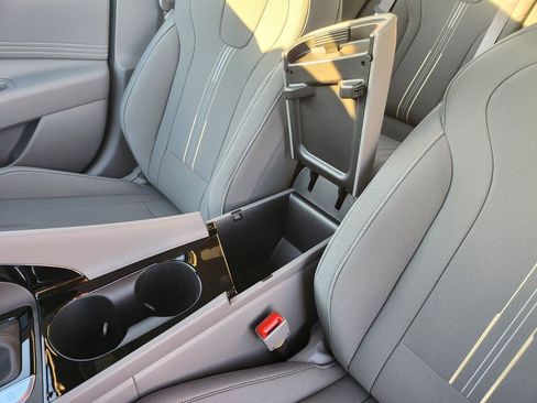 New 2026 Hyundai Elantra SEL Sport image 27