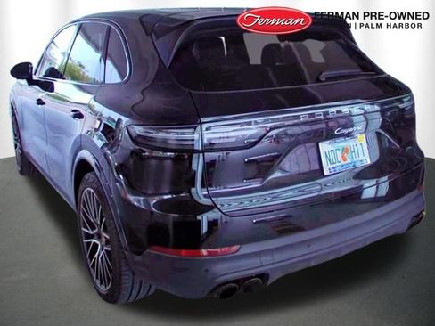 Used 2020 Porsche Cayenne AWD/4WD image 4