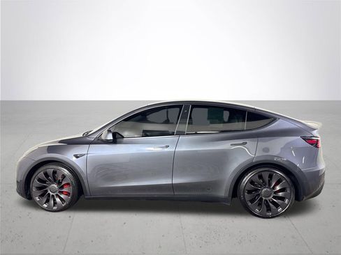 Used 2020 Tesla Model Y Long Range image 9