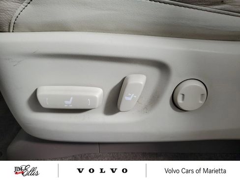 Used 2016 Lexus GX 460 w/ Premium Package AWD/4WD image 21