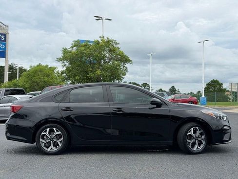 Used 2020 Kia Forte LXS FWD image 7