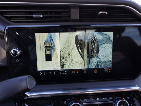 Used 2024 GMC Sierra 3500 Denali Ultimate image 36