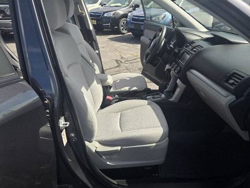 Used 2015 Subaru Forester 2.5i Premium AWD/4WD image 17