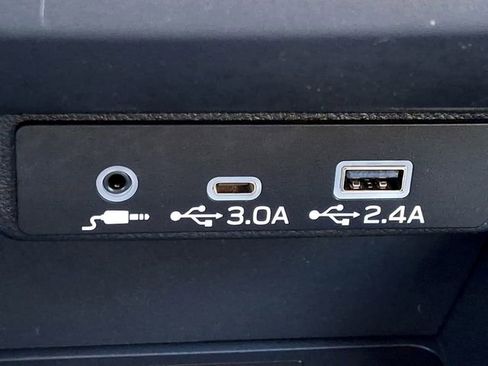 Used 2025 Subaru Forester Limited w/ Popular Package #2 image 33