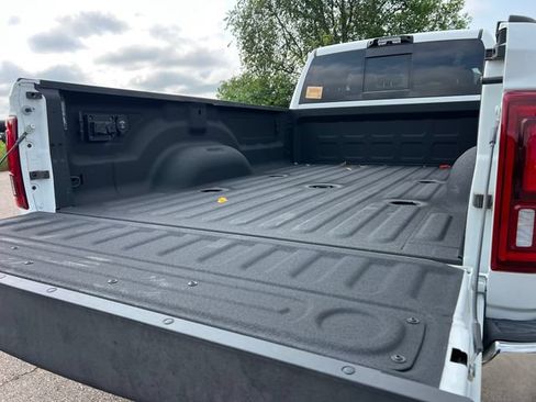 Used 2025 RAM 3500 Tradesman AWD/4WD image 13
