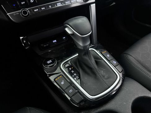Certified 2024 Kia Seltos EX FWD image 25