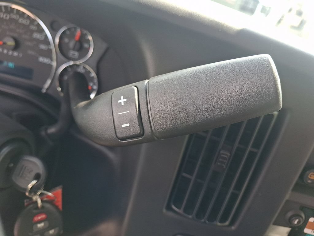 Used 2026 GMC Savana 2500 w/ Driver Convenience Package RWD image 10