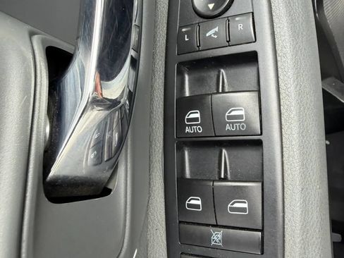 Used 2017 RAM 1500 Big Horn RWD image 18