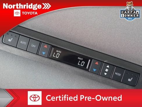 Certified 2024 Toyota Sienna Platinum FWD image 57