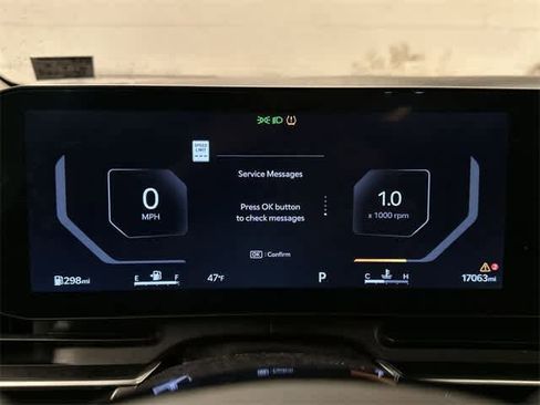 Used 2025 Kia Carnival SX image 7