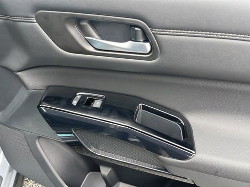 New 2026 Nissan Pathfinder Platinum w/ Cargo Package image 21