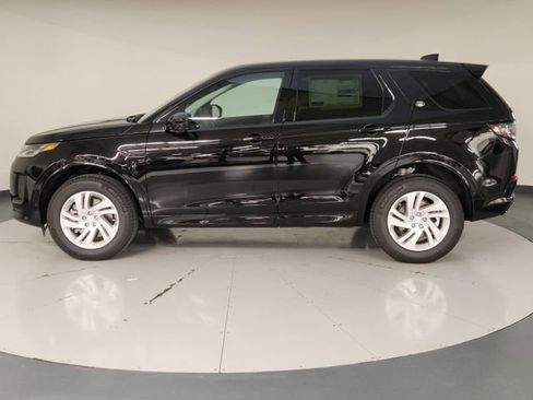 New 2025 Land Rover Discovery Sport S image 5