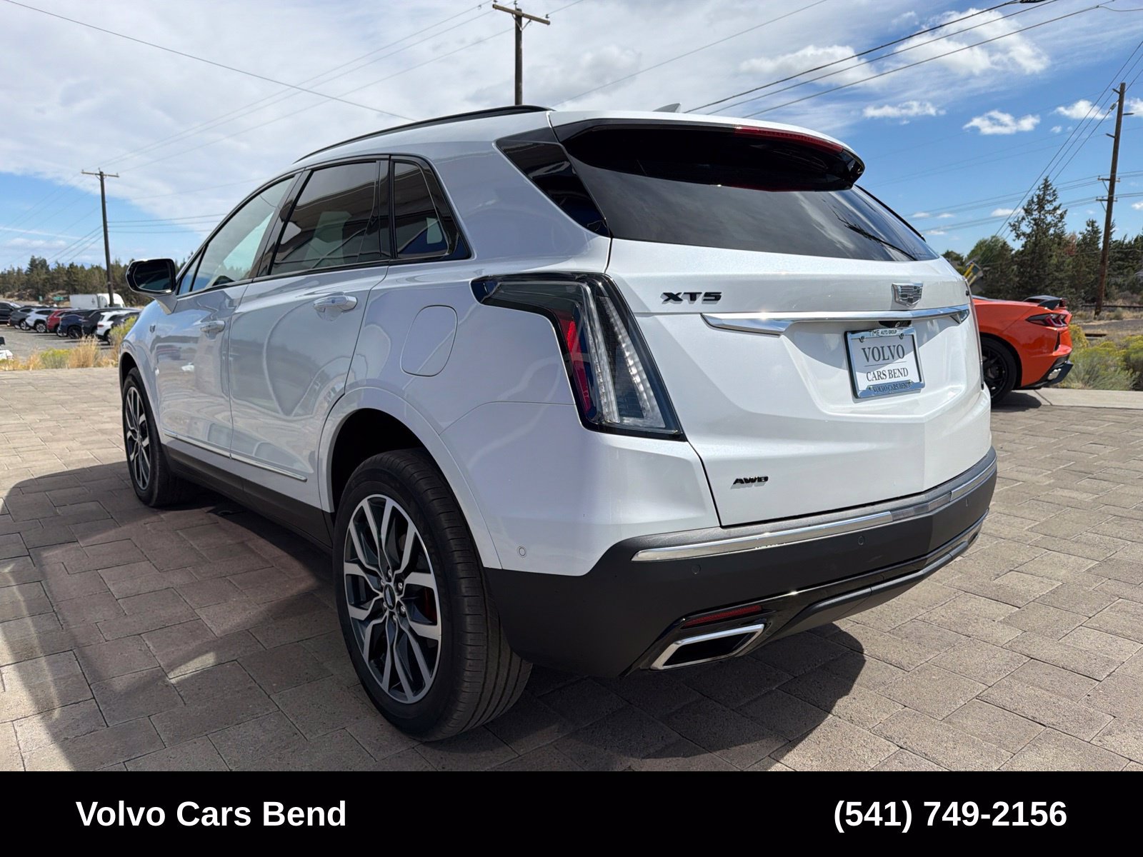 Used 2024 Cadillac XT5 Sportv w/ Technology Package AWD/4WD image 5