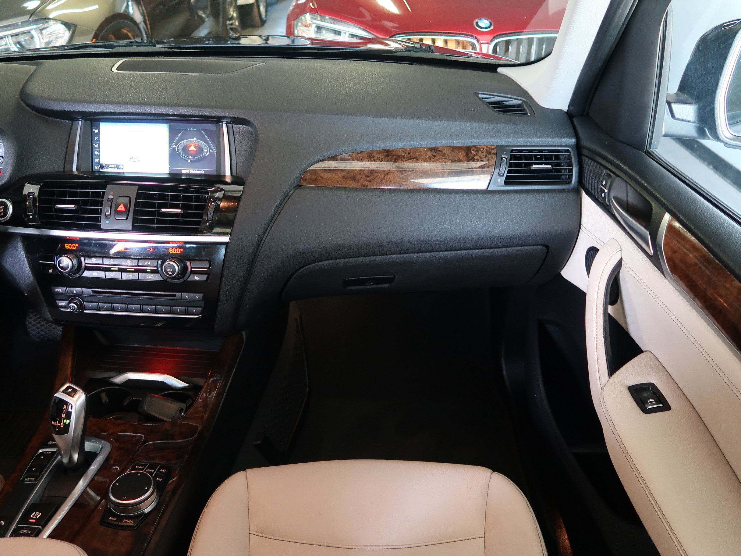 Used 2017 BMW X3 sDrive28i RWD image 15