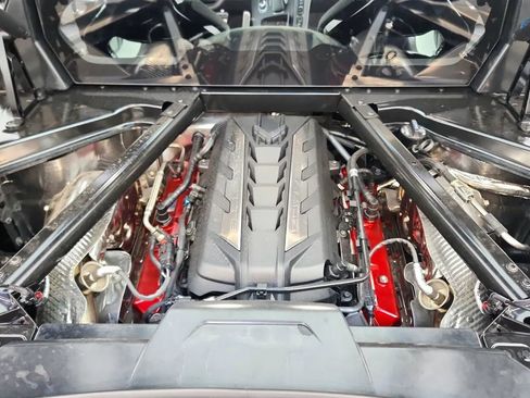 Used 2024 Chevrolet Corvette Stingray Preferred Cpe w/ 2LT image 32