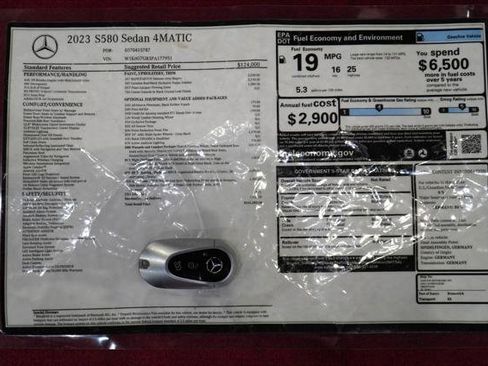 Used 2023 Mercedes-Benz S 580 4MATIC Sedan w/ AMG Line image 22