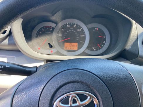 Used 2011 Toyota RAV4 4WD w/ Base L4 Extra Value Pkg image 16