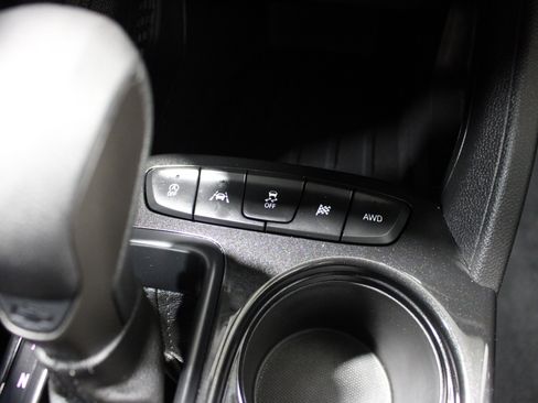 Used 2023 Chevrolet TrailBlazer LT w/ Convenience Package AWD/4WD image 18