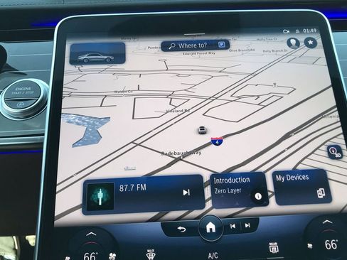 Certified 2023 Mercedes-Benz S 500 4MATIC image 19