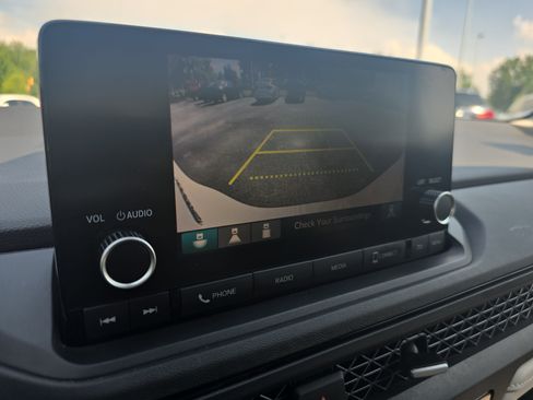 Used 2023 Honda Accord EX image 22