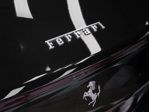 Used 2015 Ferrari California T RWD image 48