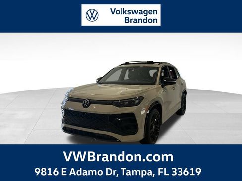 New 2026 Volkswagen Tiguan SE R-Line image 1