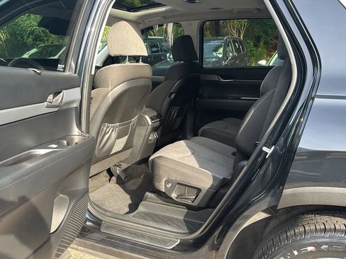 Used 2022 Hyundai Palisade SEL w/ Convenience Package AWD/4WD image 19