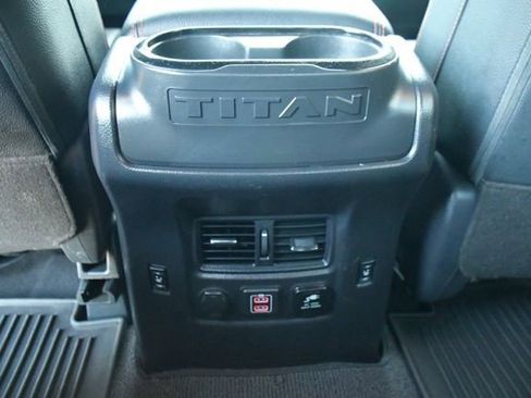 Used 2021 Nissan Titan PRO-4X w/ Pro-4x Convenience Package AWD/4WD image 12