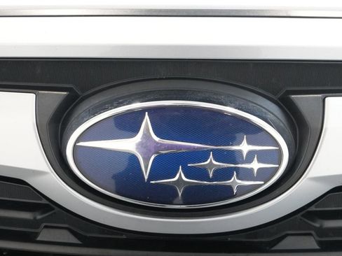 Used 2021 Subaru Forester Premium image 11