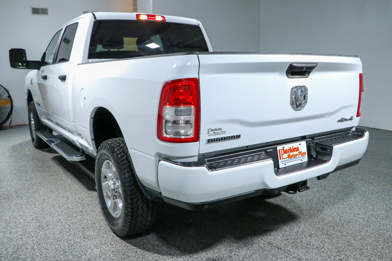 Used 2024 RAM 2500 Big Horn w/ Off Road Package AWD/4WD image 9
