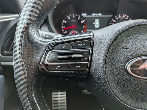 Used 2019 Kia Stinger GT2 AWD/4WD image 16