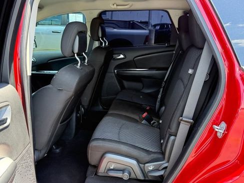 Used 2020 Dodge Journey SE w/ Blacktop Package FWD image 12