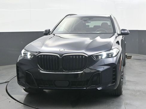 New 2026 BMW X5 xDrive40i w/ M Sport Package AWD/4WD image 10