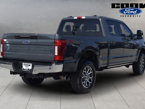 Used 2021 Ford F250 Lariat w/ Lariat Ultimate Package AWD/4WD image 3