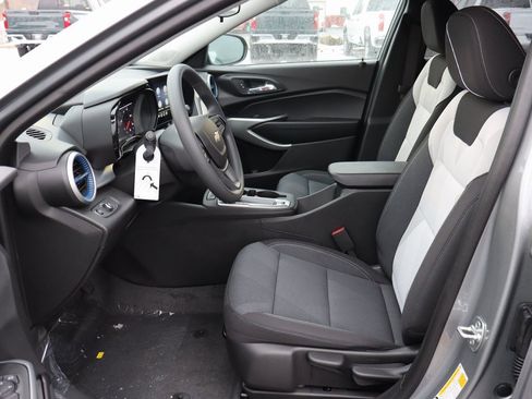 New 2026 Chevrolet Trax LS w/ LS Convenience Package image 4