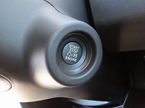 New 2023 RAM ProMaster 3500 w/ Convenience Group image 9