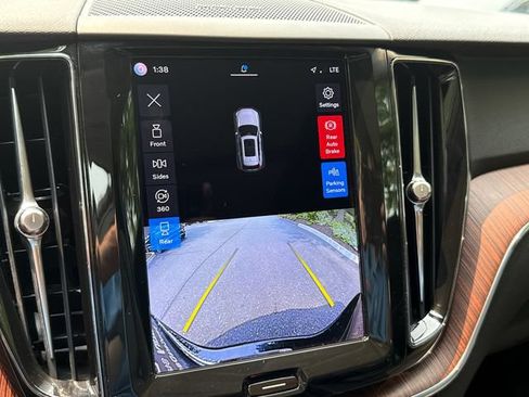 Certified 2023 Volvo XC60 T8 Plus w/ Climate Package AWD/4WD image 16