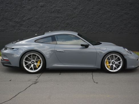 Certified 2023 Porsche 911 GT3 RWD image 8