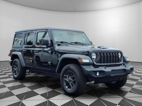 Used 2024 Jeep Wrangler Unlimited Sport AWD/4WD image 1
